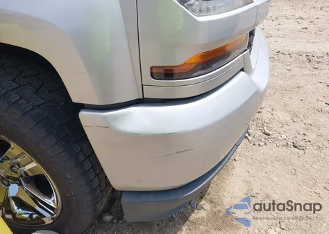 2018 Chevrolet Silverado 1500 Custom z USA, uszkodzony, nr VIN 3GCPCPECXJG409654